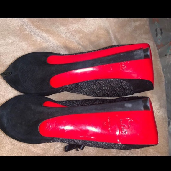 - Christian Louboutin - Picture 12 of 12